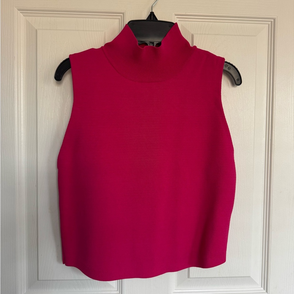 House of Harlow 1960 Fuchsia Mock Neck Crop Top